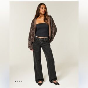 Hollister Low Rise Baggy Jean in Washed Black